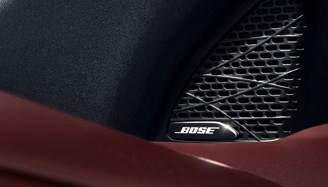 bose-speaker-close-up-audio